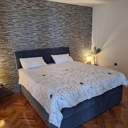 Apartment Little Princess Dora Senj  Exteriör bild