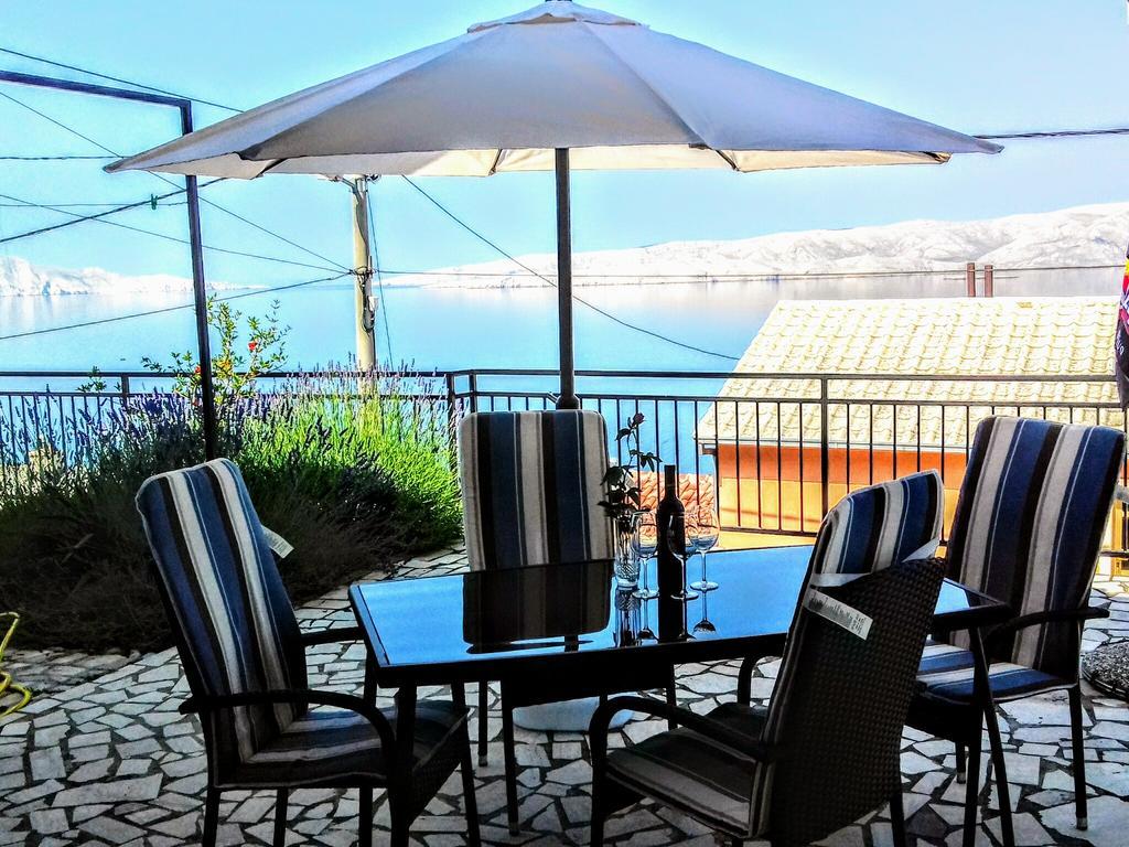 Apartment Little Princess Dora Senj  Exteriör bild