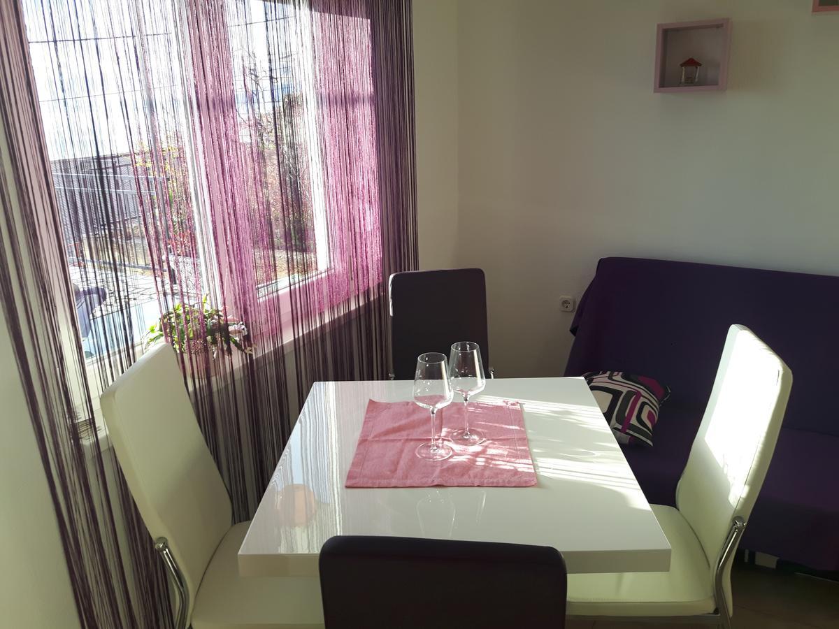 Apartment Little Princess Dora Senj  Exteriör bild