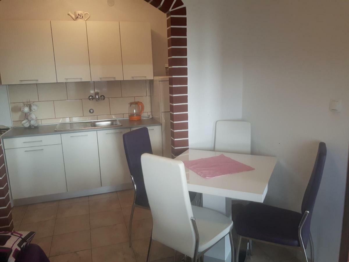 Apartment Little Princess Dora Senj  Exteriör bild